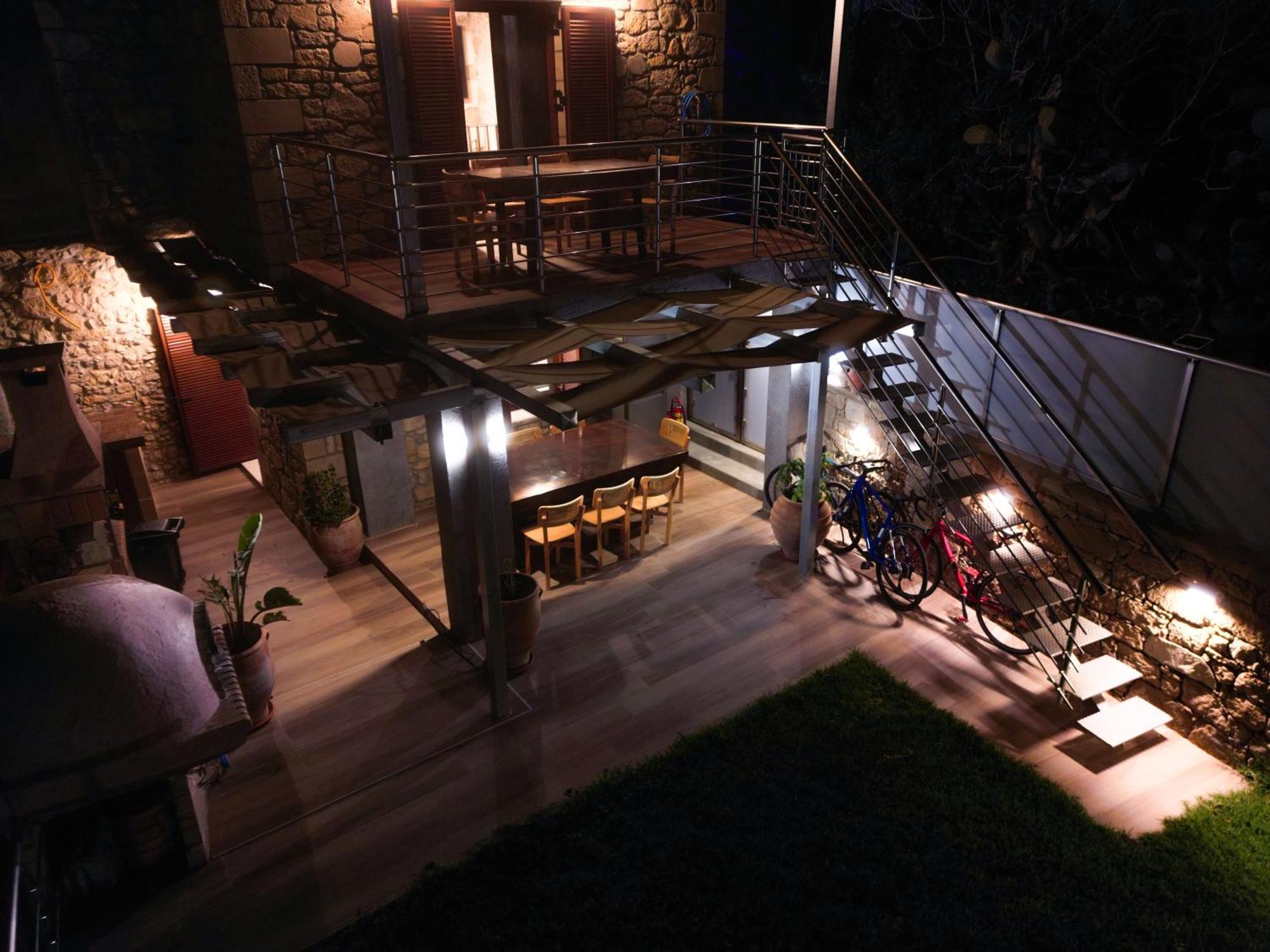 Heated Private Ozone Salt Pool, Jacuzzi, Cinema Inside & Outside, Ping Pong, Billiard, Ps5, Playground, Giant Chess, Giant Monopoly, Table Football, 3X Surround Sound - Villa Rokka Luxe Киссамос Экстерьер фото