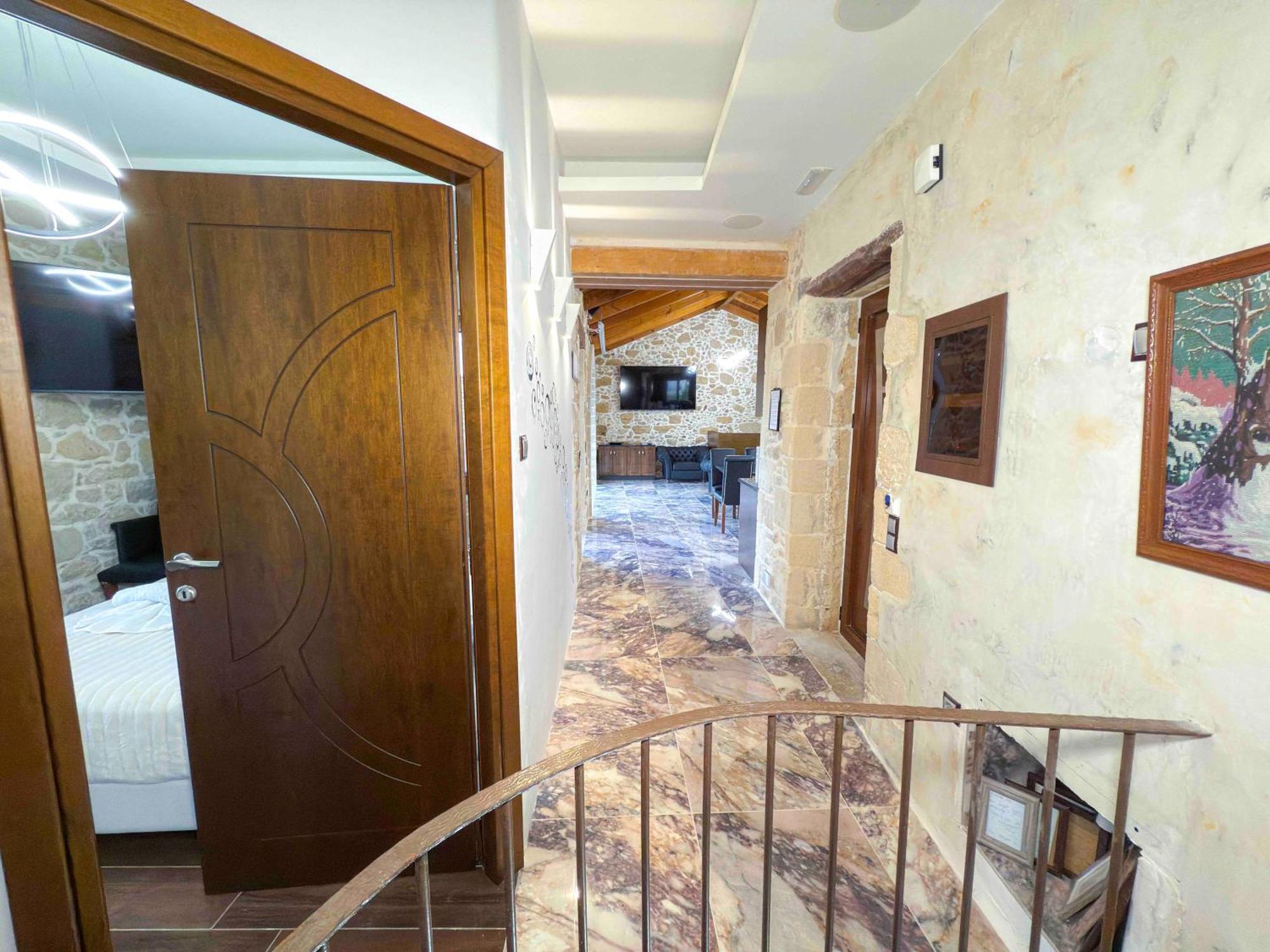 Heated Private Ozone Salt Pool, Jacuzzi, Cinema Inside & Outside, Ping Pong, Billiard, Ps5, Playground, Giant Chess, Giant Monopoly, Table Football, 3X Surround Sound - Villa Rokka Luxe Киссамос Экстерьер фото